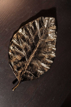 Carraig Donn Large Antique Brass Leaf Platter