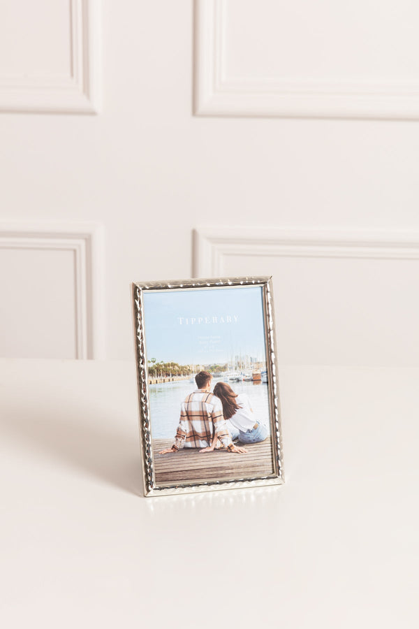 Carraig Donn Memories Silver Embossed Photo Frame 4" x 6"
