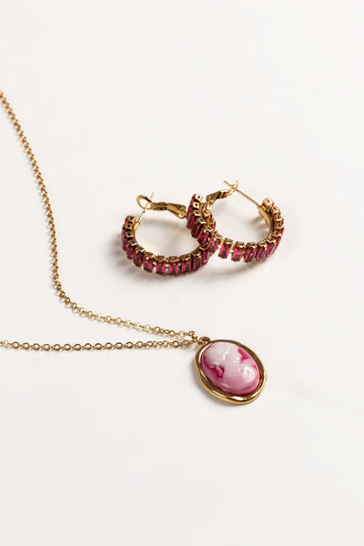 Carraig Donn Necklace with Pink Pendant