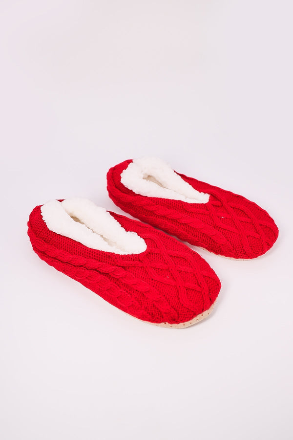 Carraig Donn Red Cable Knit Slipper Sock in S/M