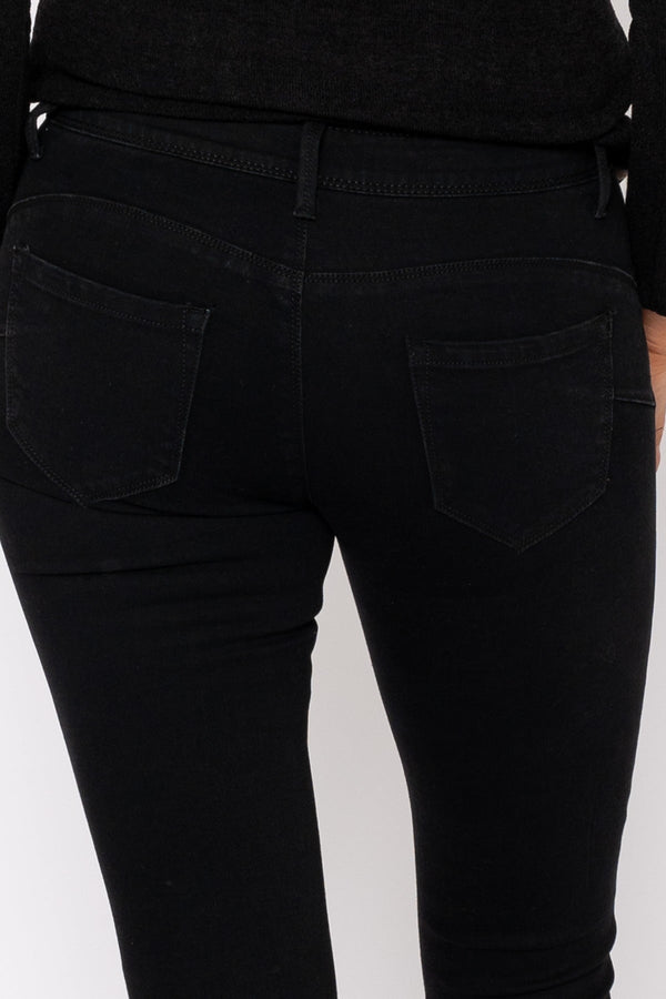 Carraig Donn Short Zip Jeans in Black