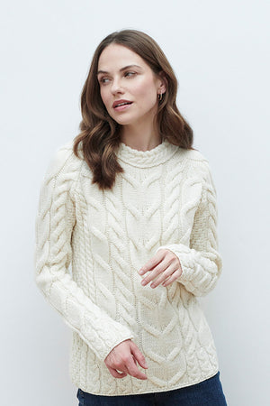 Carraig Donn Super Soft Raglan Sweater in Cream