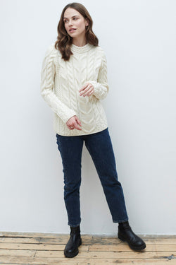 Carraig Donn Super Soft Raglan Sweater in Cream