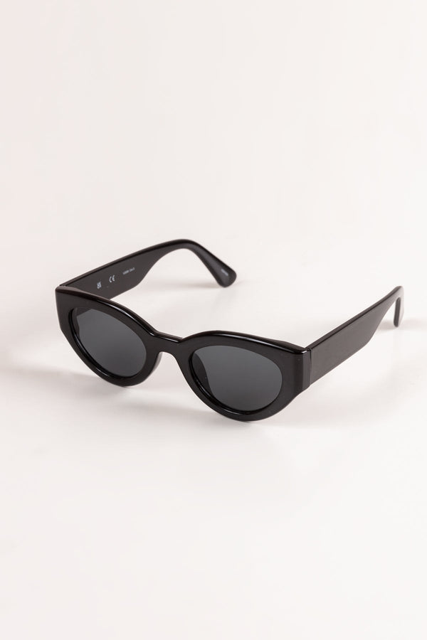 Thick Black Frame Sunglasses Womens Sunglasses Carraig Donn