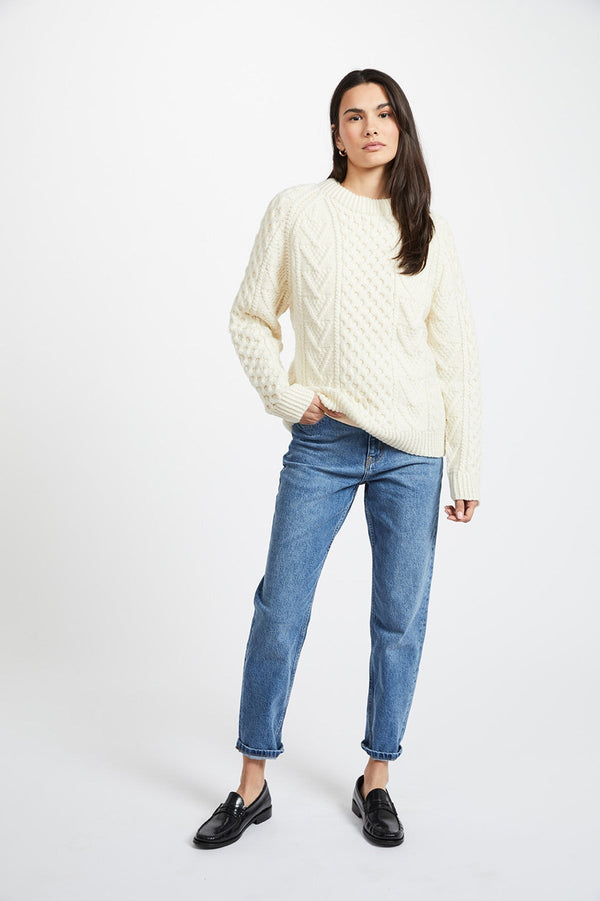 Carraig Donn Unisex Handknit Merino Wool Sweater in White